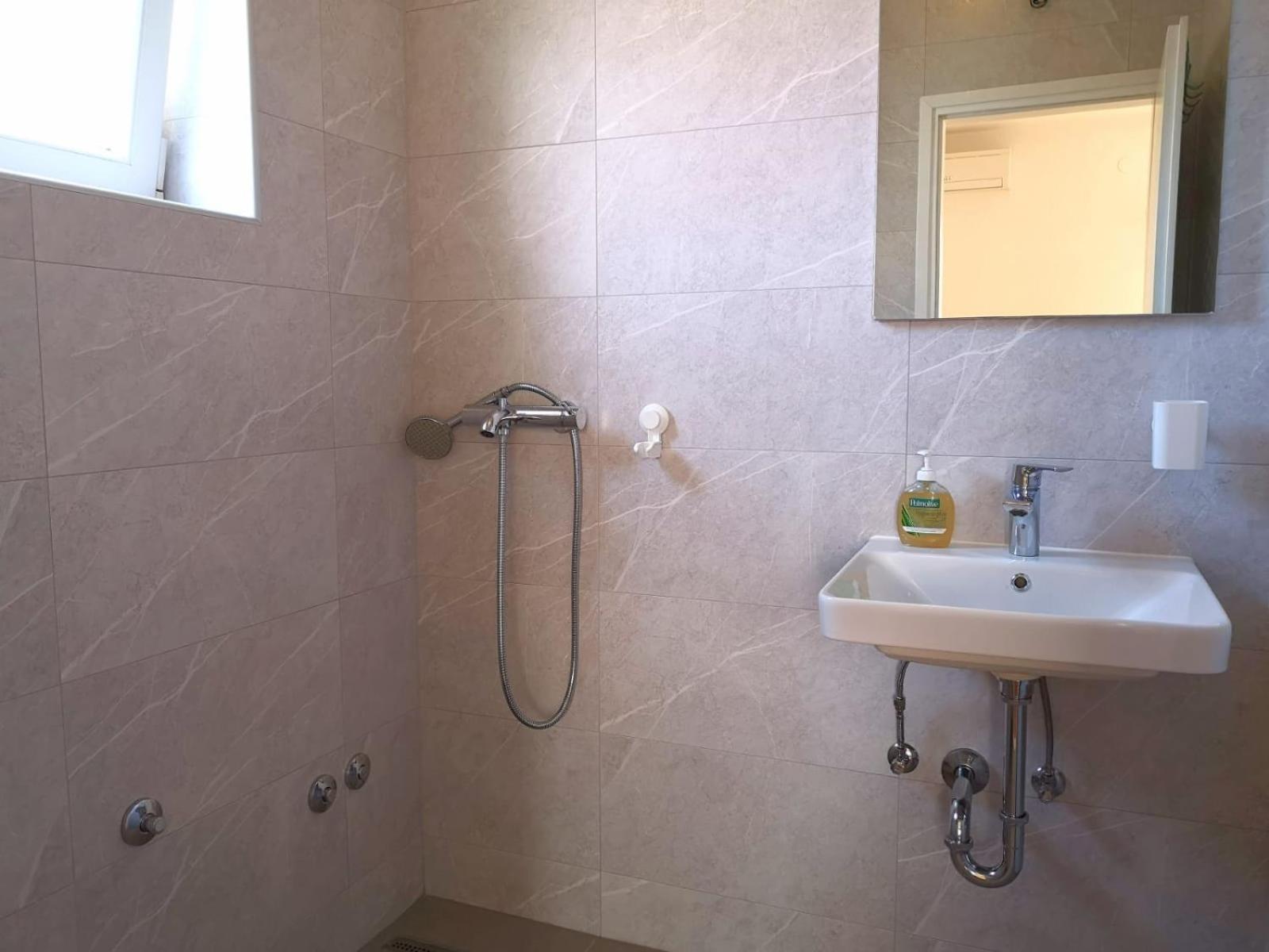 Apartments Angela Makarska Quarto foto