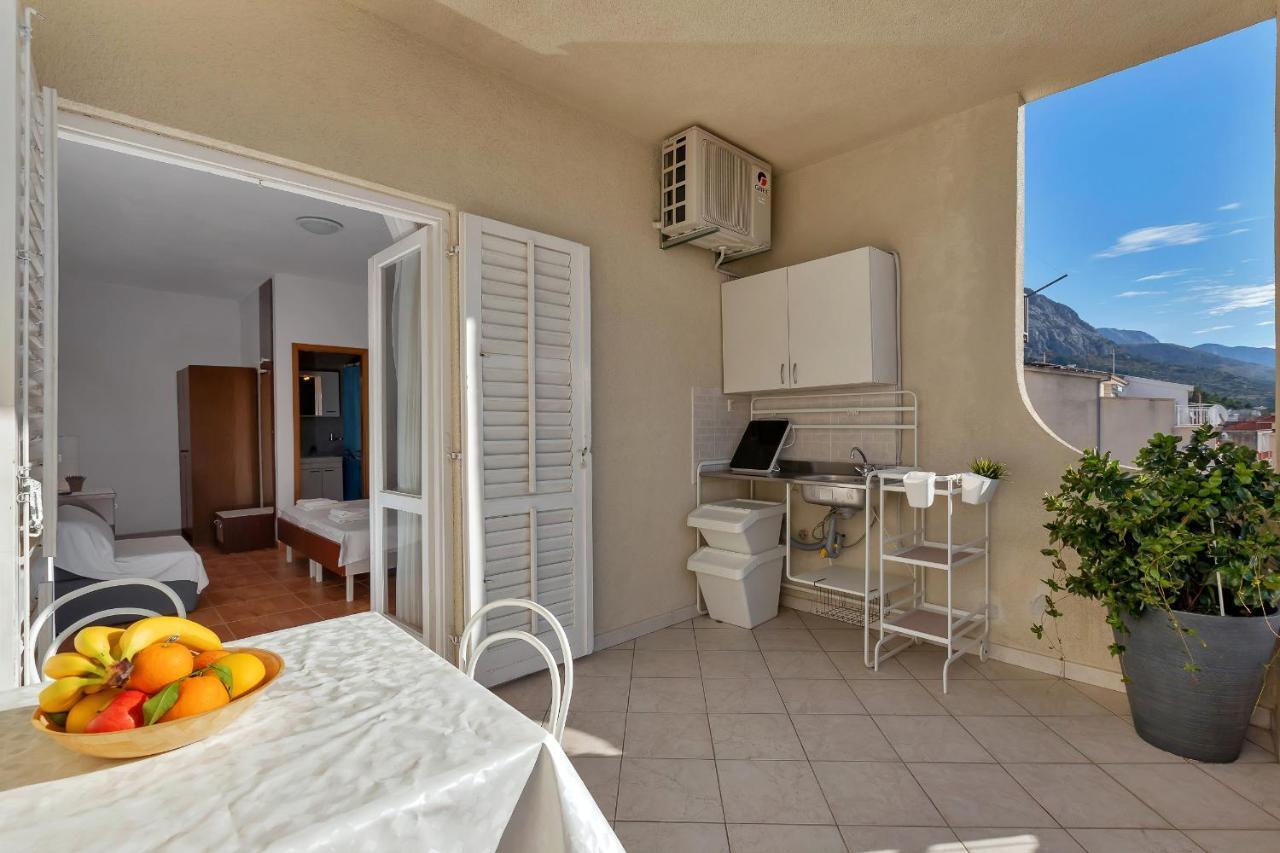 Apartments Angela Makarska Exterior foto